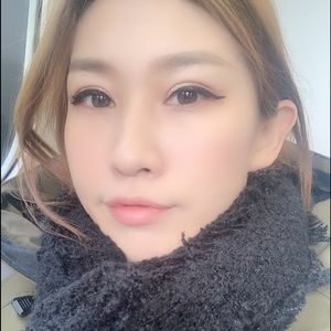 Meet your Posher, Jia